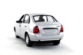 Lada Kalina 1118 Modellauto Metall Silber-Metallic 1:34