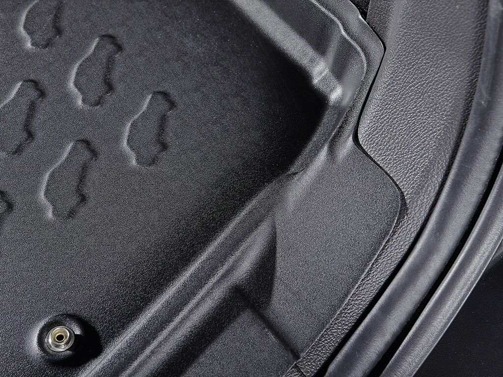 Kofferraummatte groß mit hoher Kante + Multimatte - Lada Niva / 4x4 /,  149,90 €